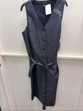 Liz Claiborne Dark Navy denim  Sleeveless Button-Front Midi Dress with Tie Belt-